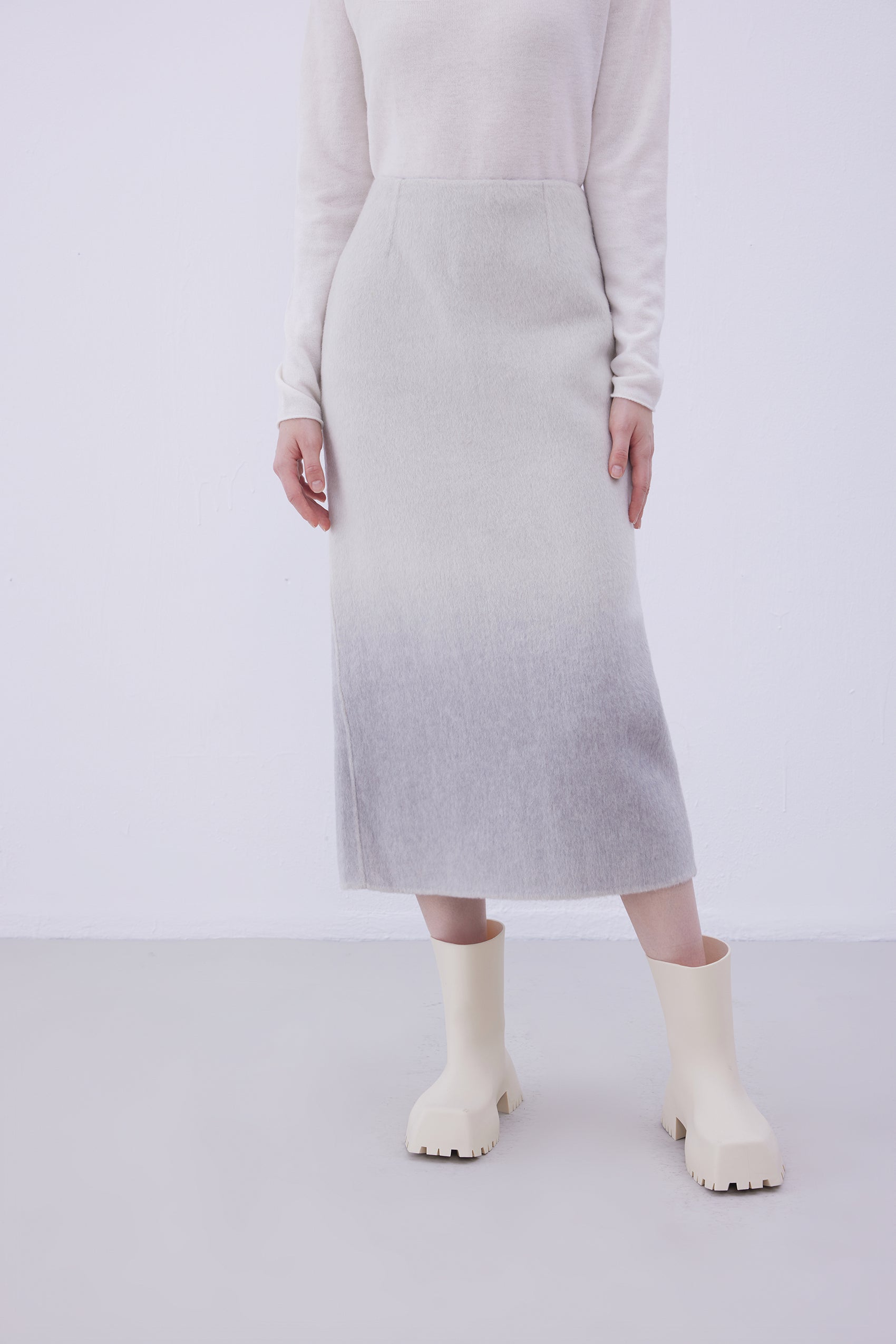Ombre wool skirt