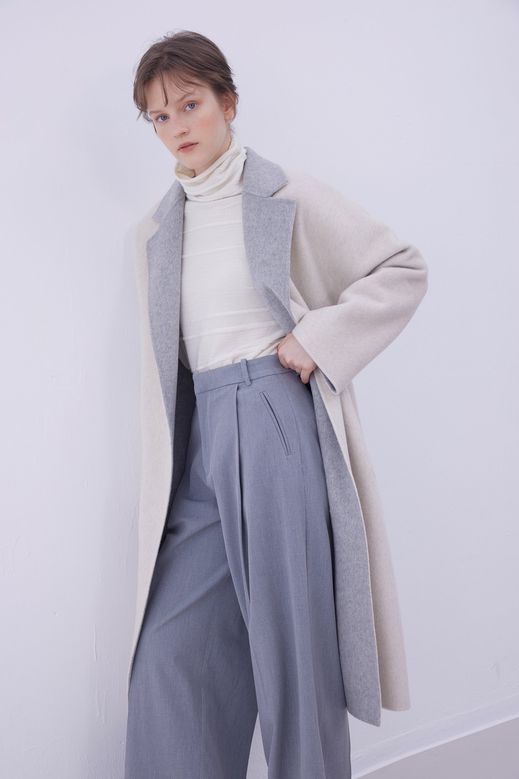 Contrast wool overcoat