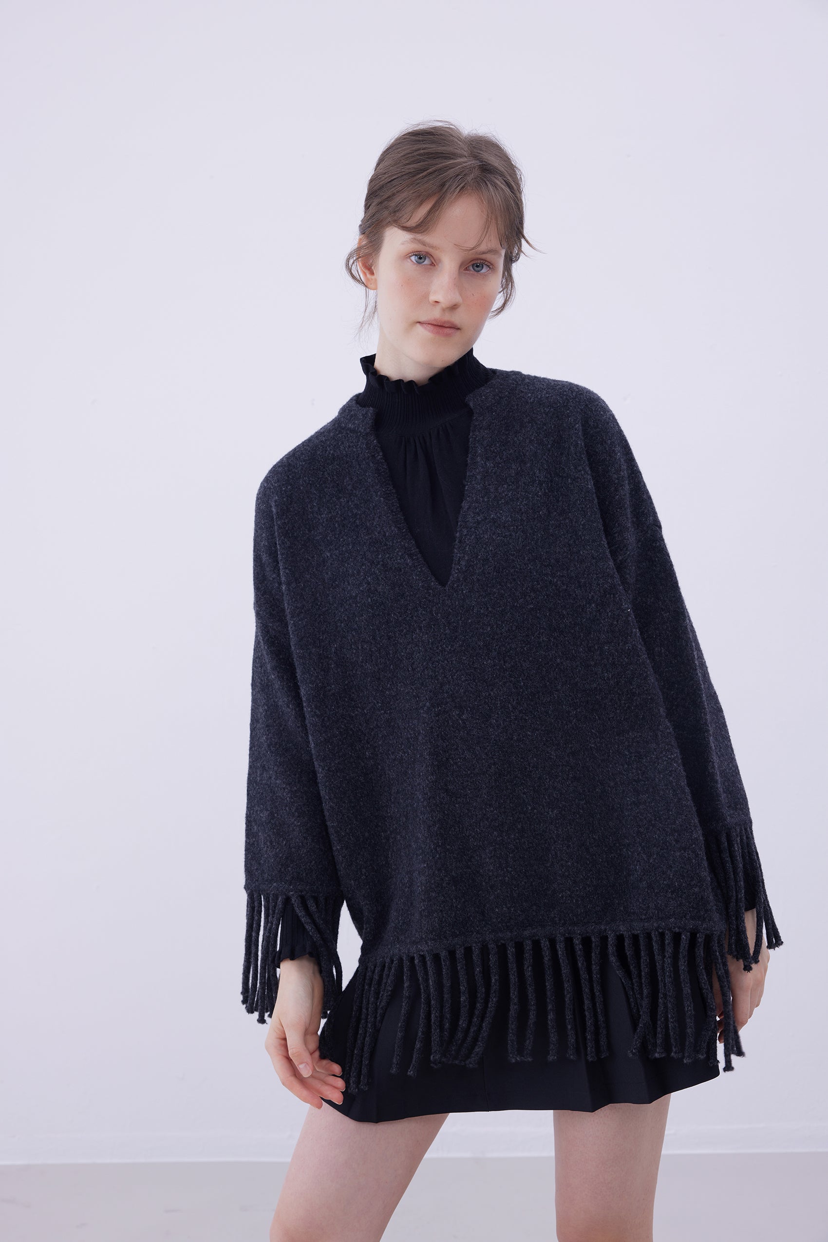 Fringe-detail sweater