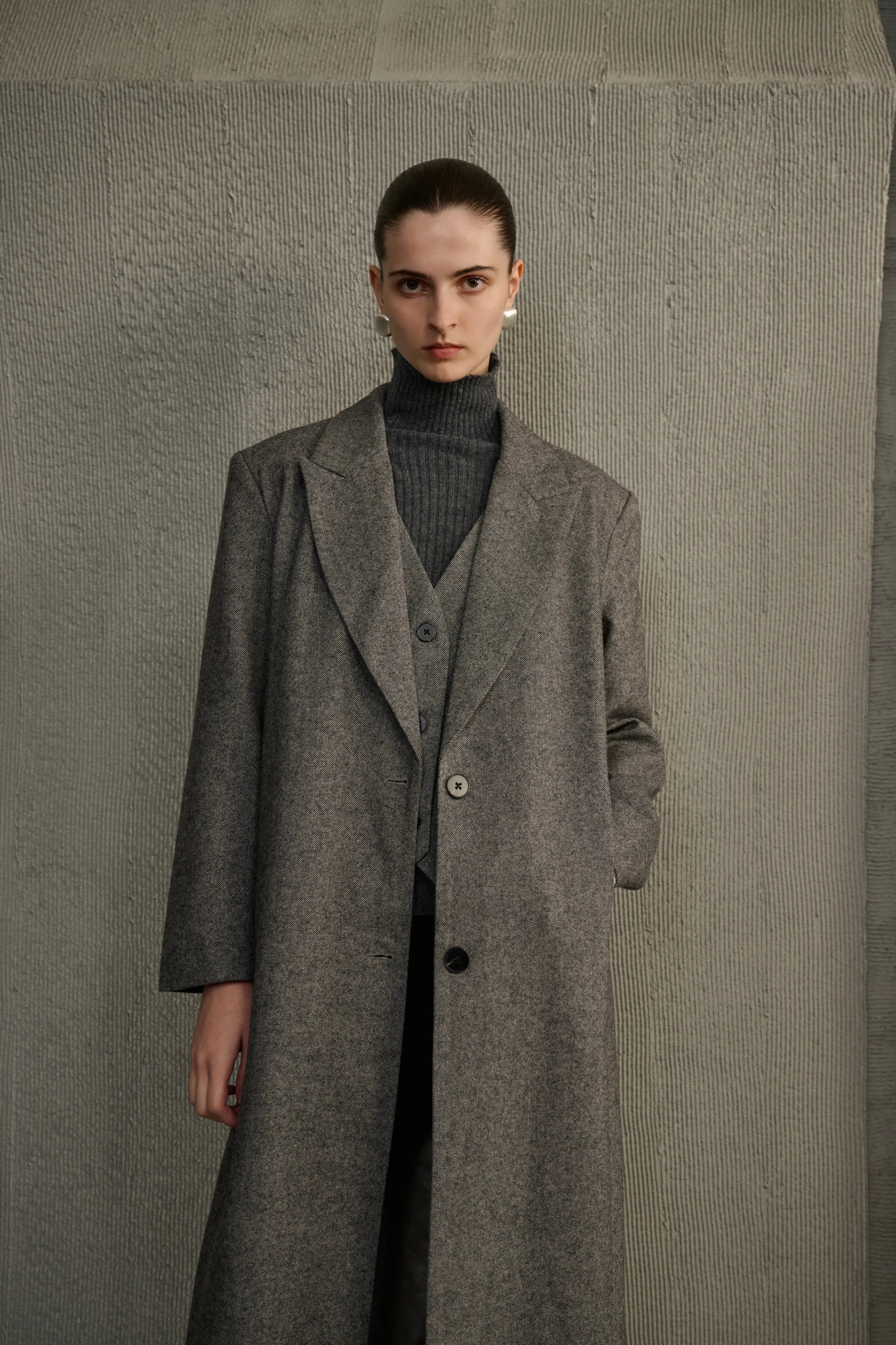 Mock two-piece coat – Ancosti Mock two-piece coat – Ancosti