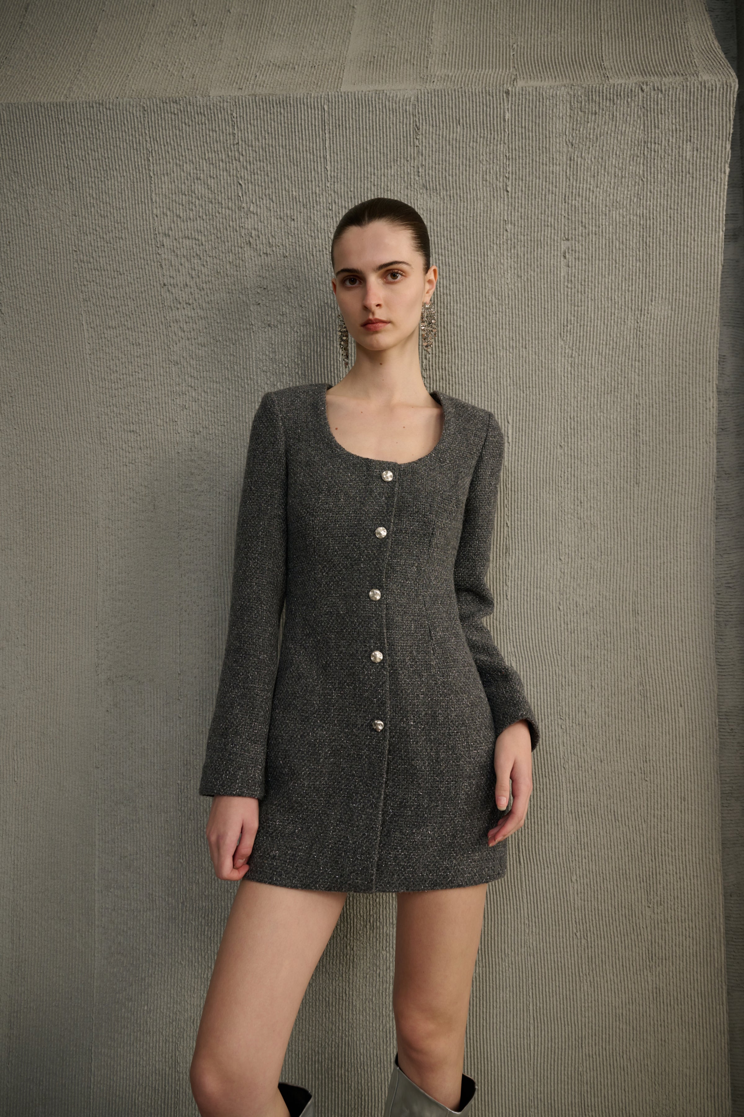 Kleid aus Tweed mit langen Ärmeln 