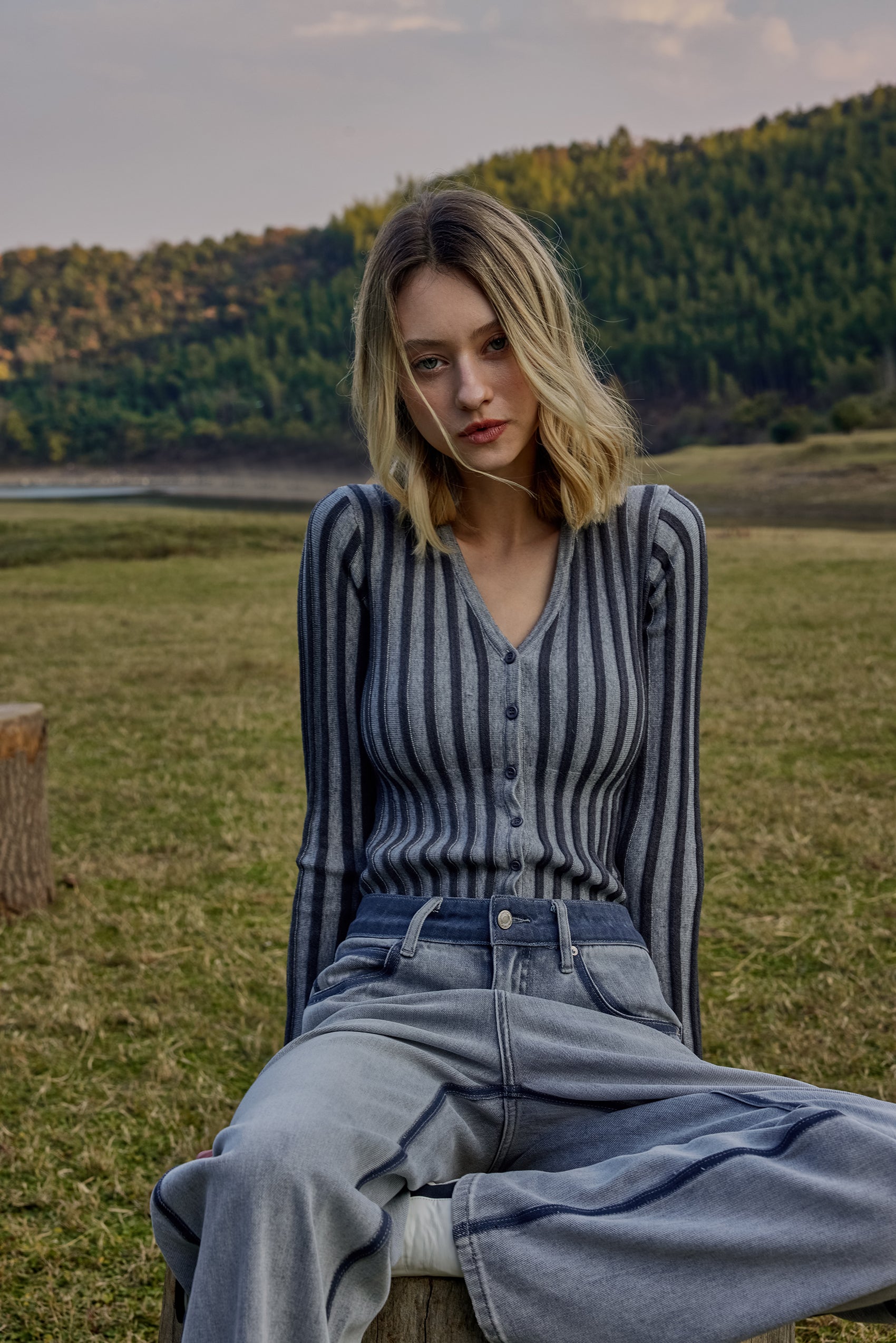 Fitted striped cardigan