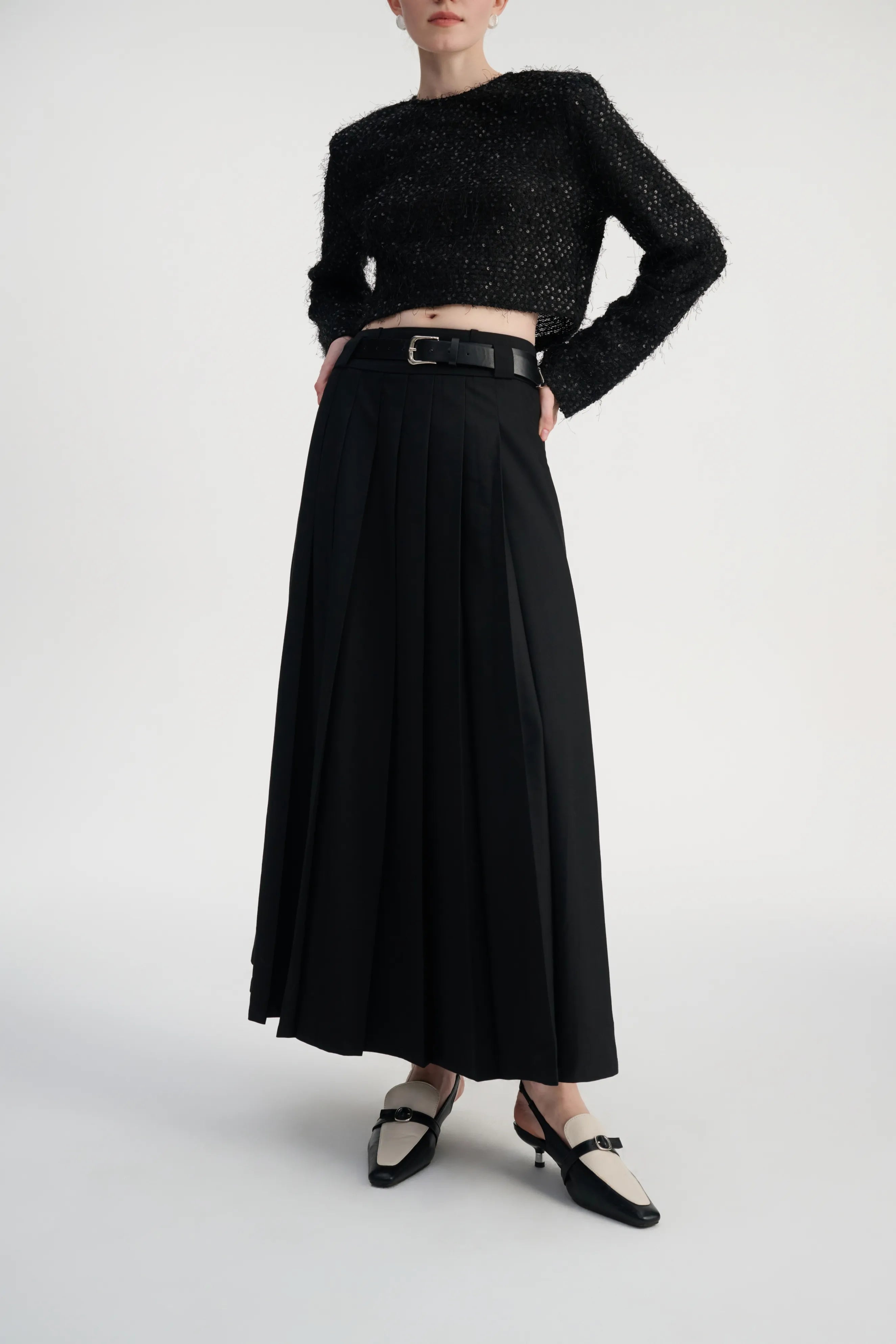 Pleated A-line maxi skirt