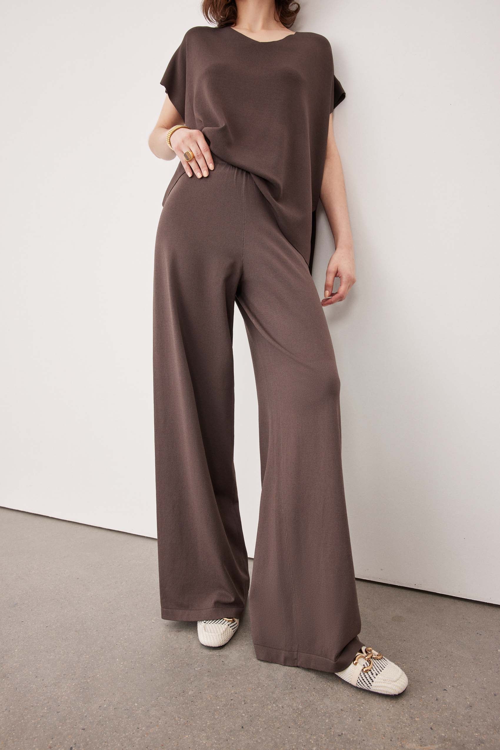 Wide leg pull on trousers