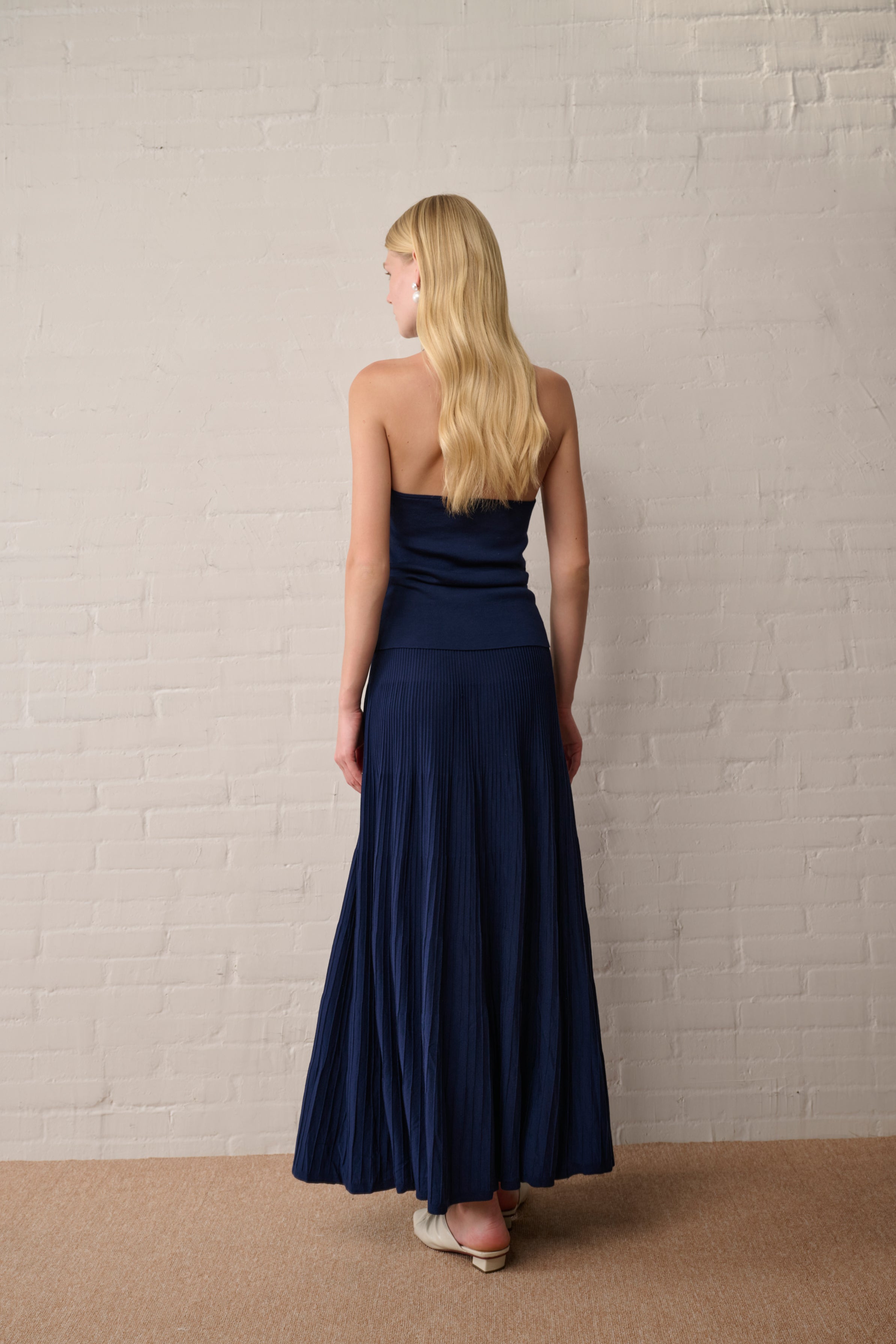 A-line maxi knit skirt