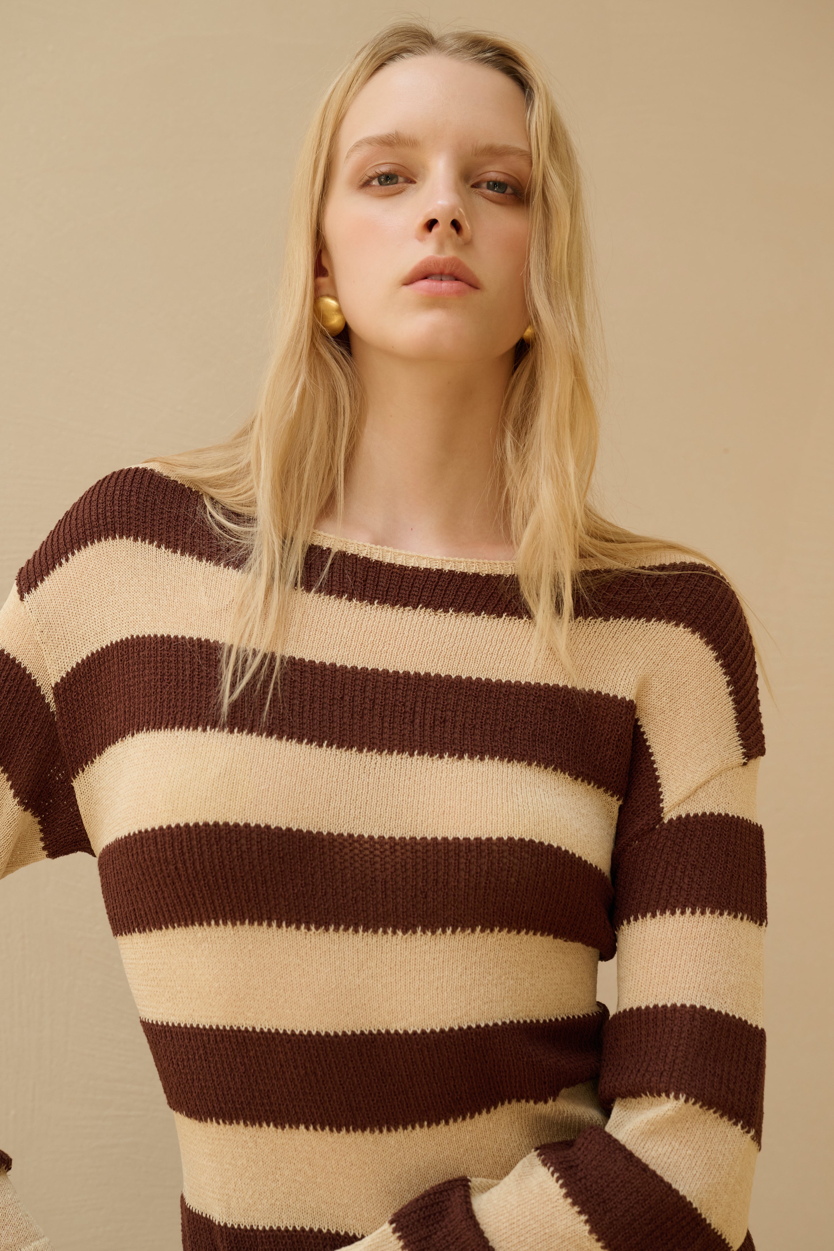 Airy crossback sweater