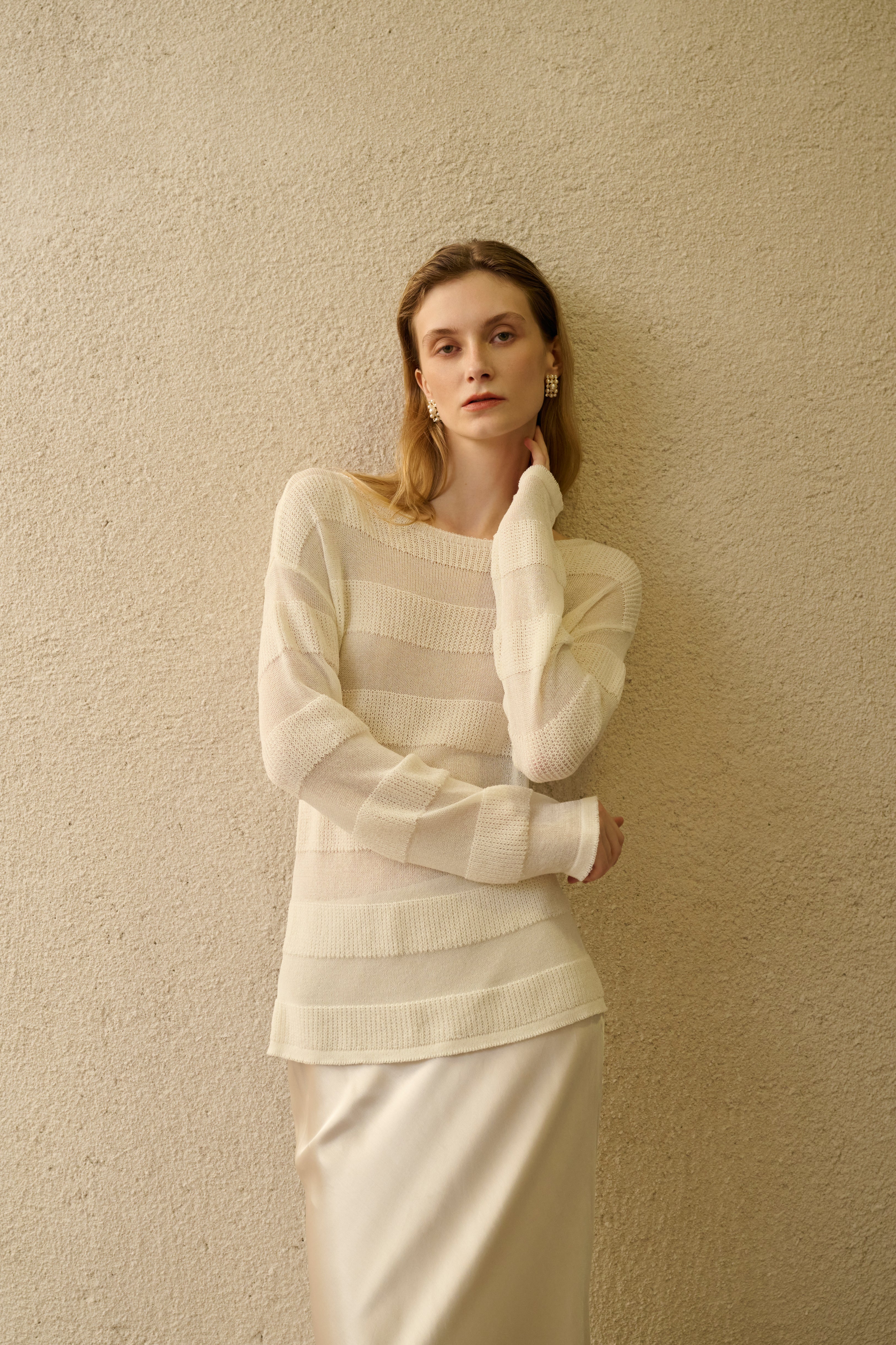 Airy crossback sweater