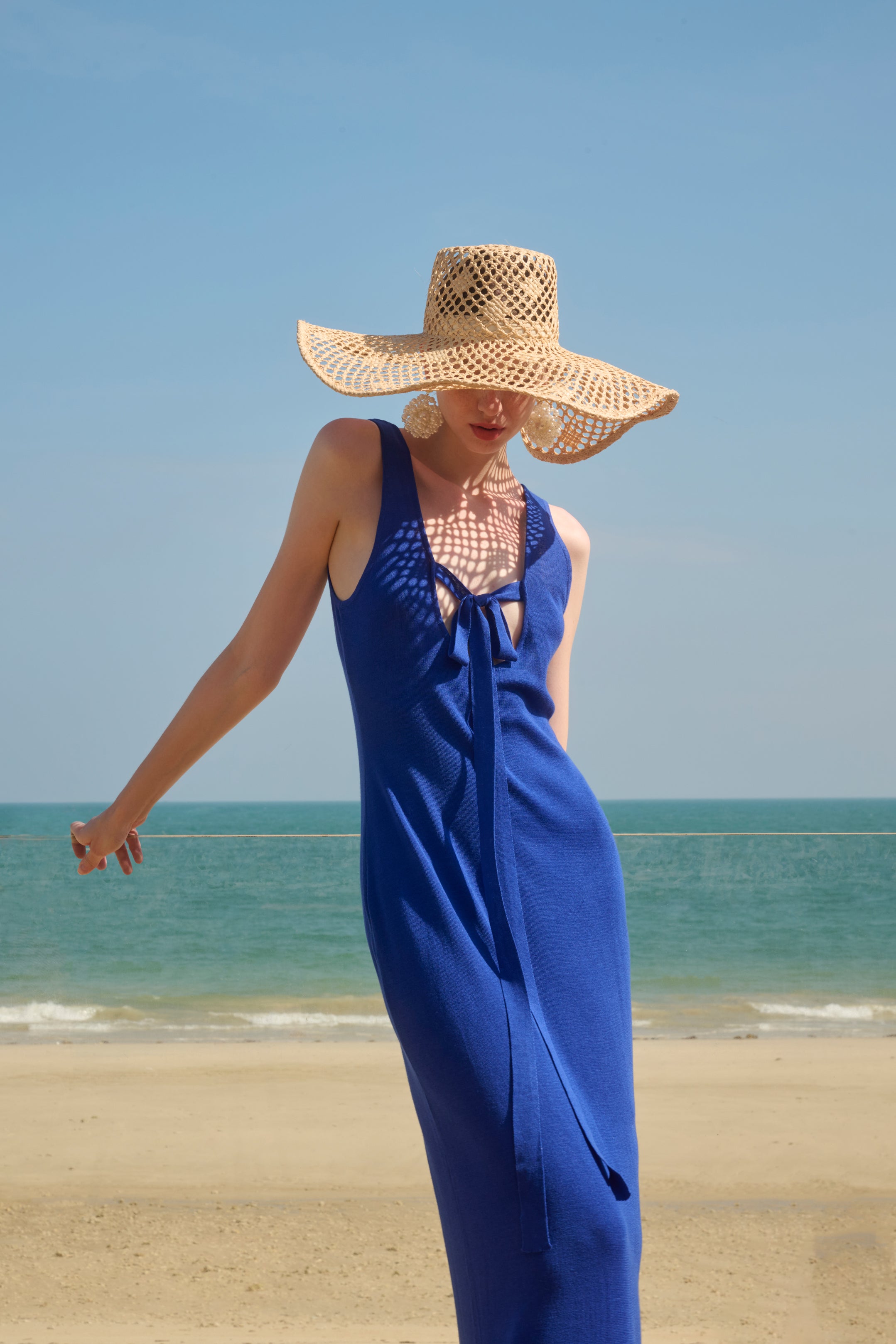 Back-front reversible dress