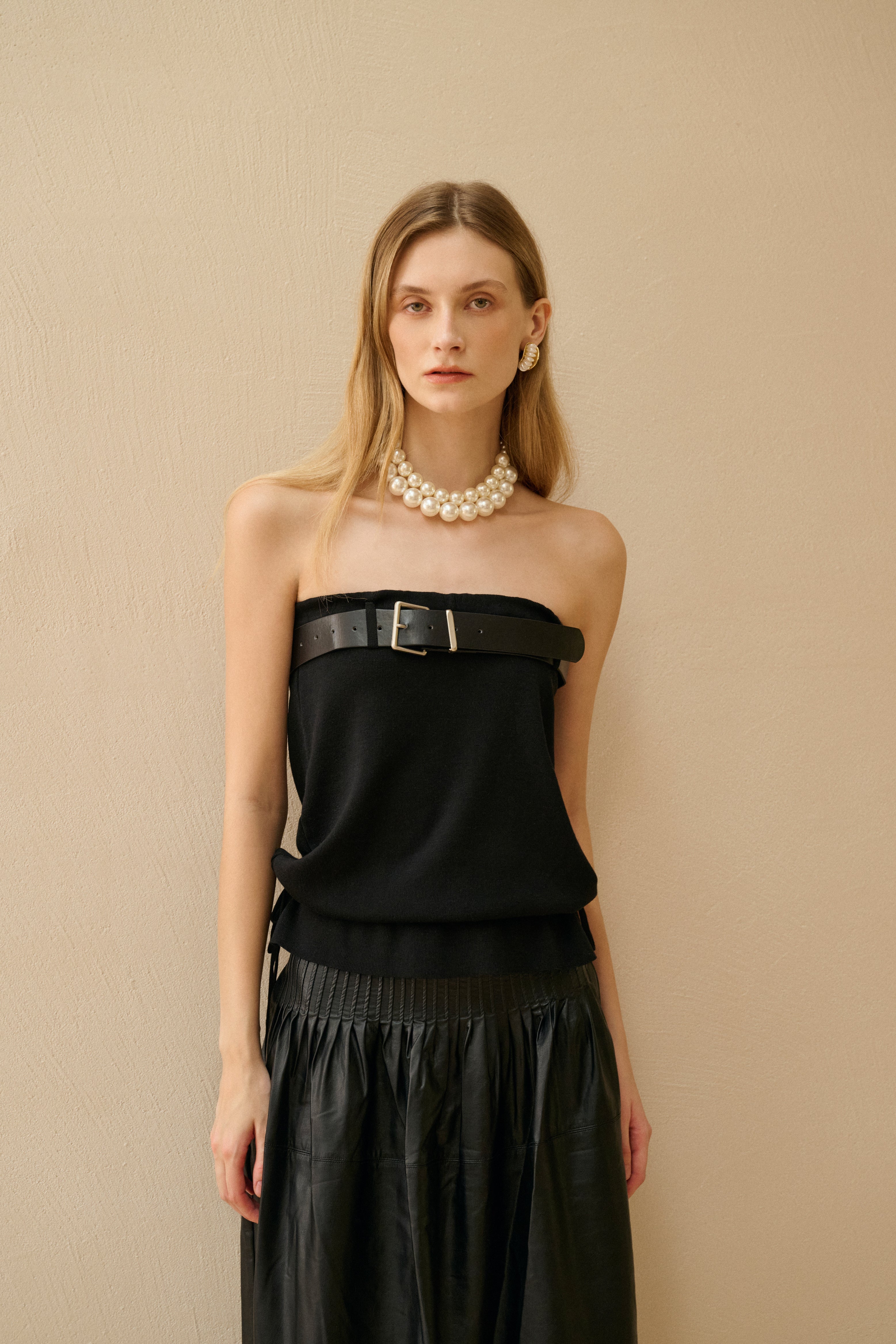 Belted strapless top