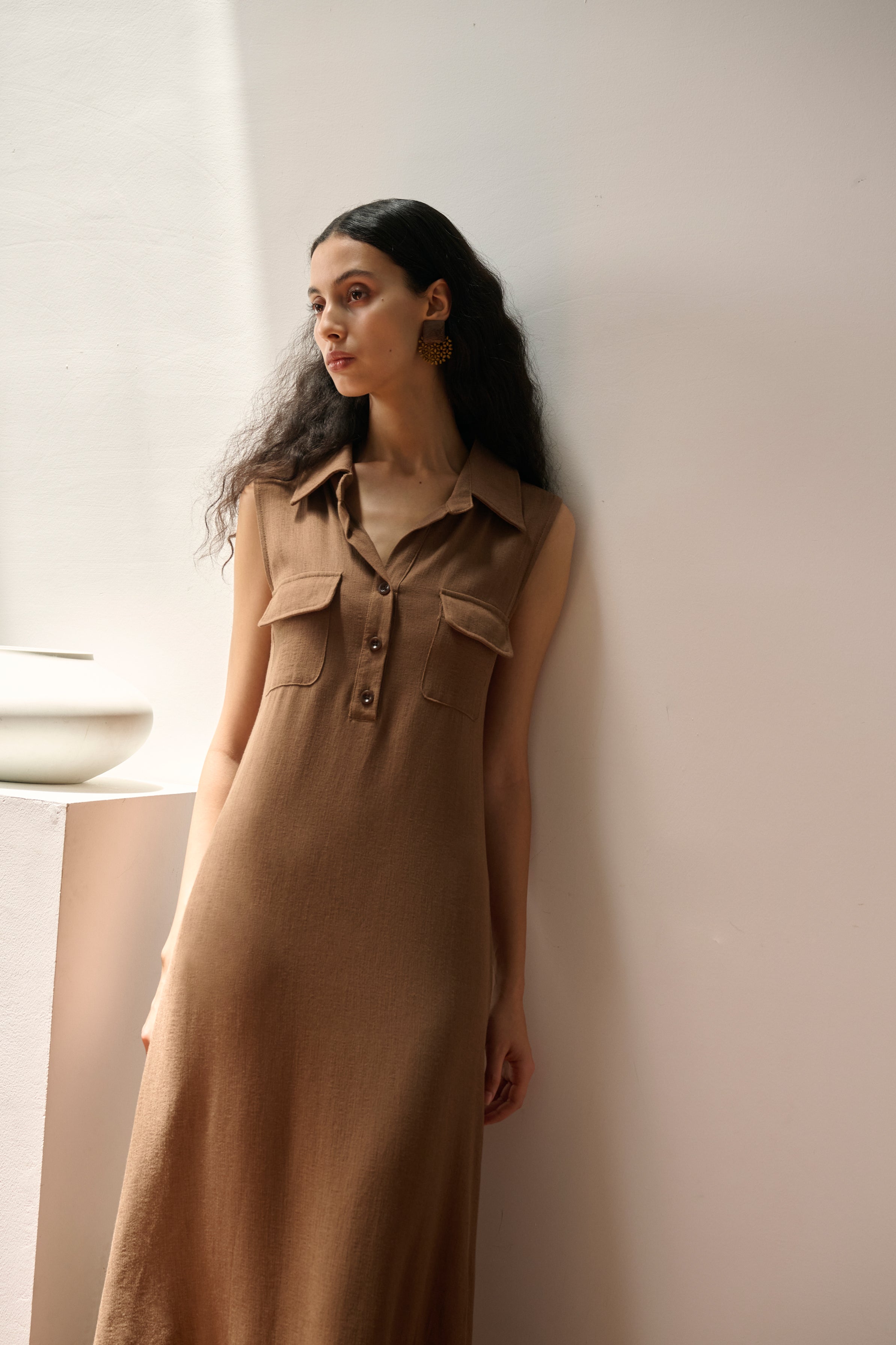 Sleeveless shirt dress