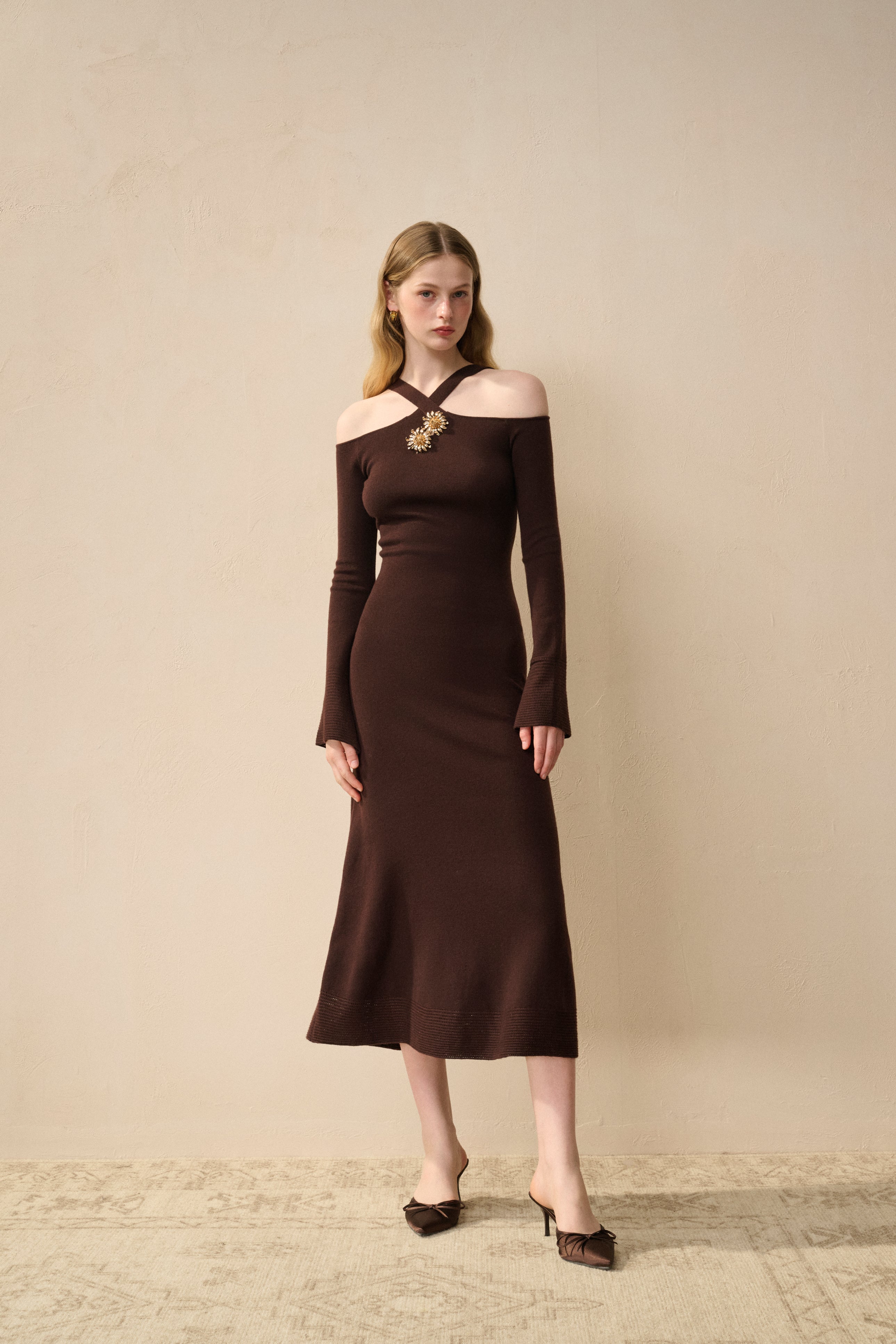 Halter-neck wool dress