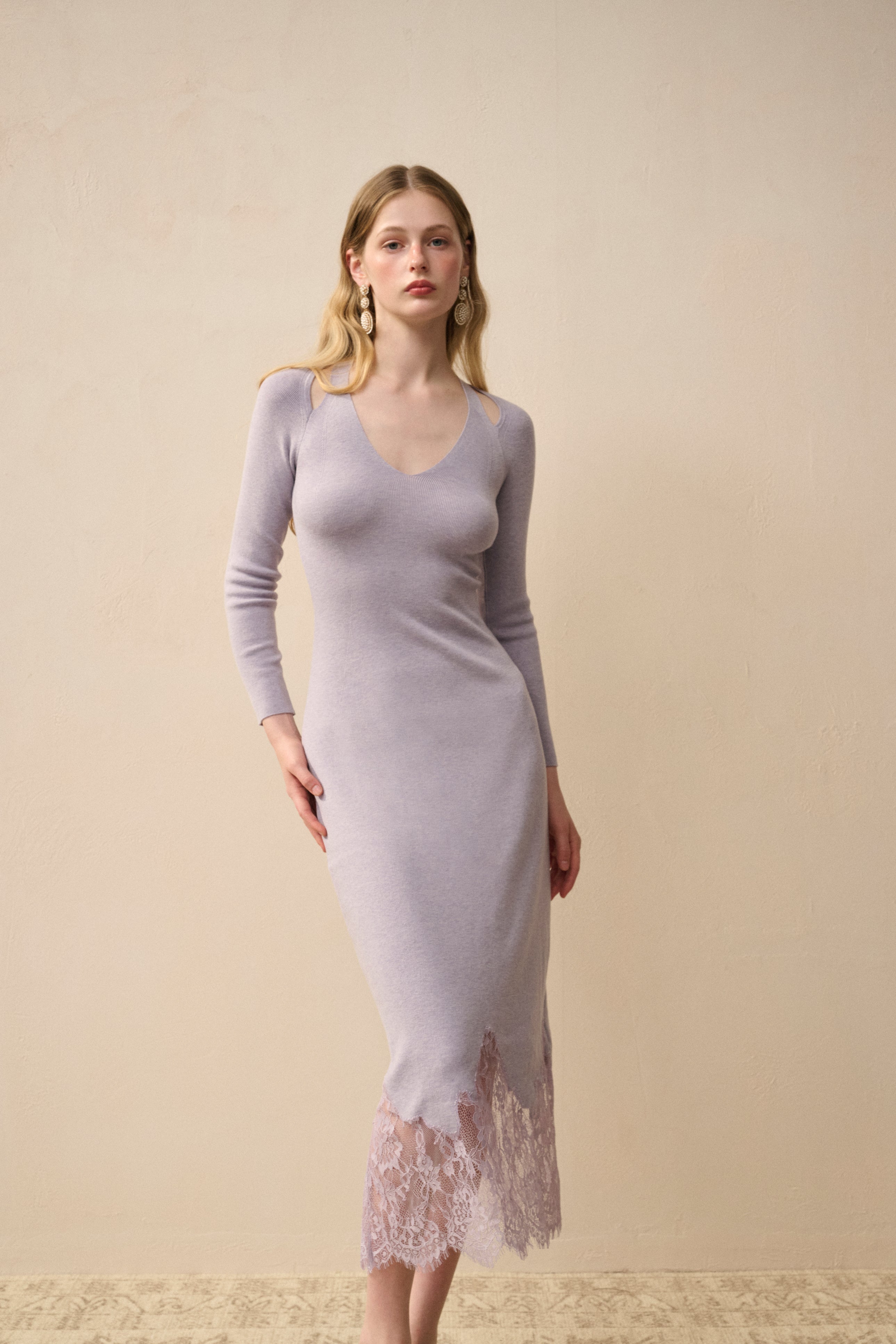 Lace hem wool dress