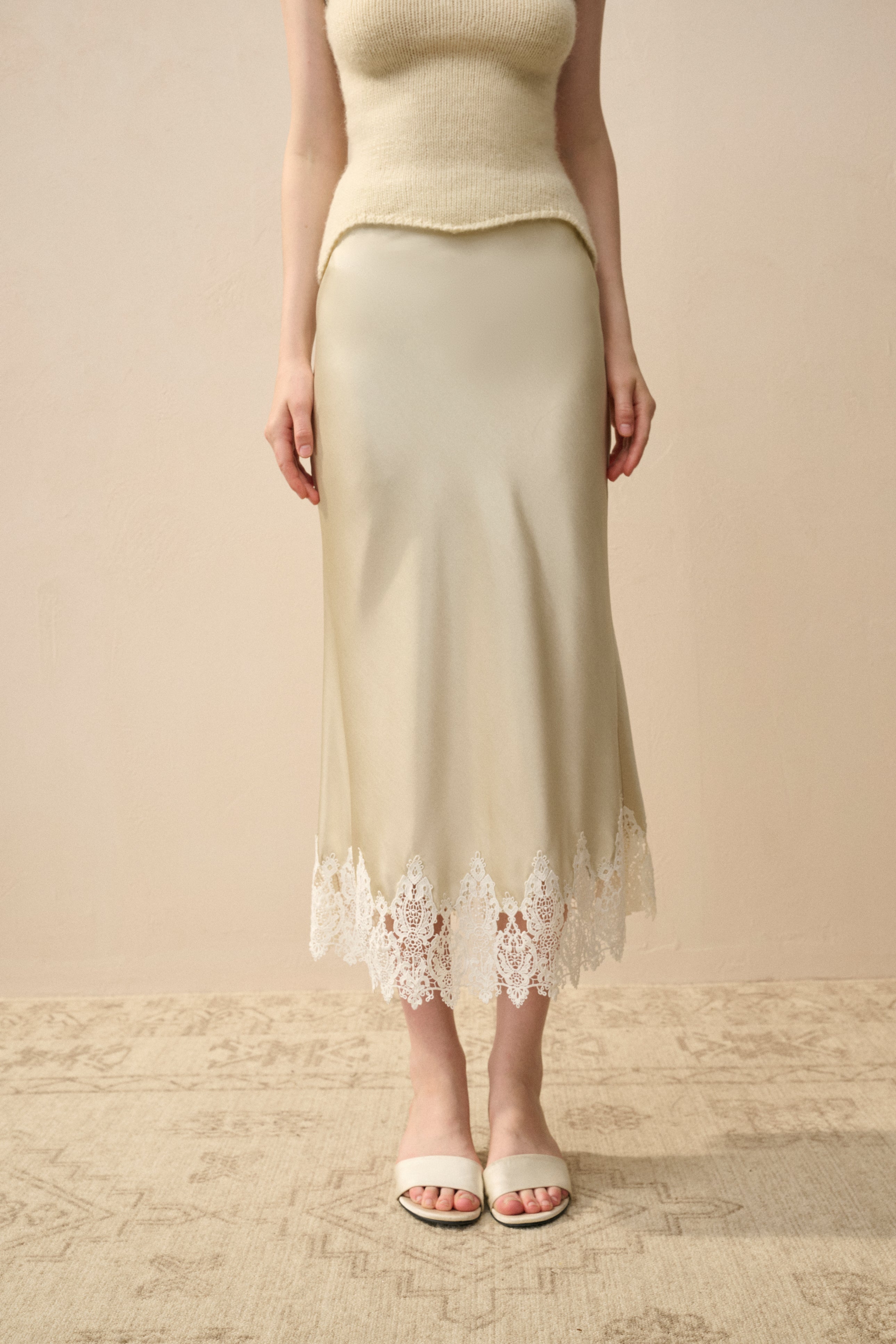 Lace hem satin skirt