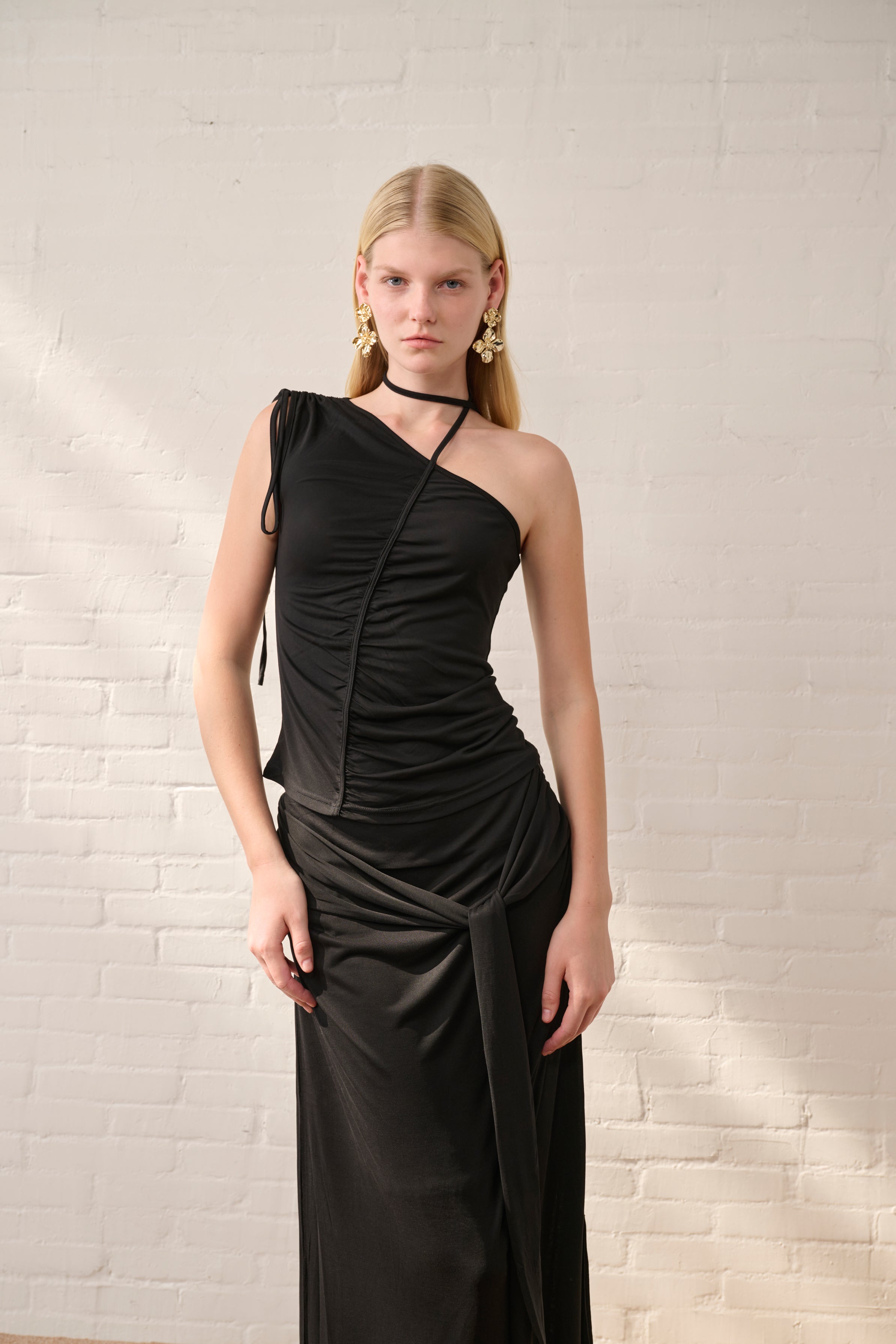 Lightweight one shoulder top & maxi skirt