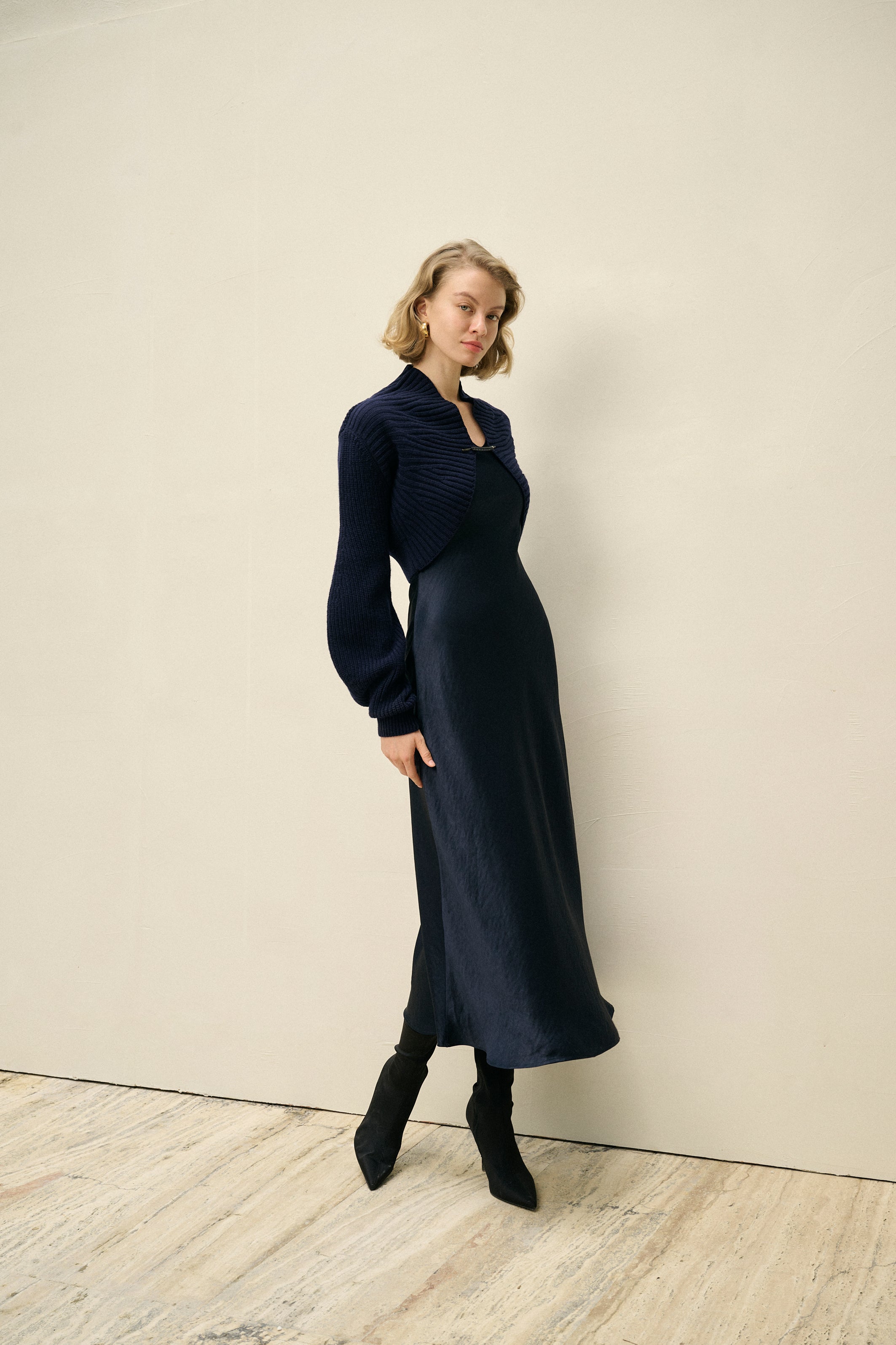 Mid-weight ribbed shrug – Ancosti