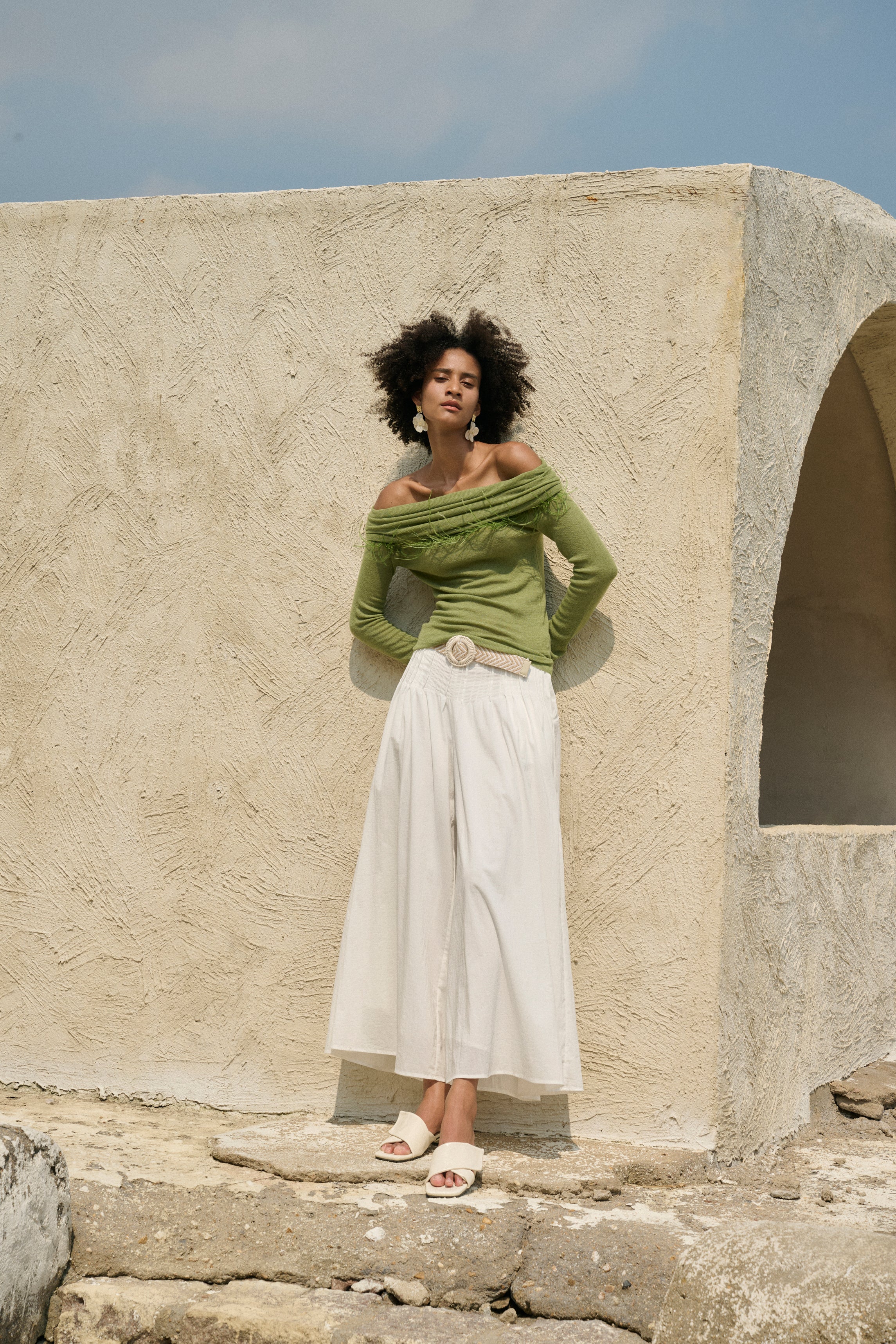 Off-shoulder fringed top