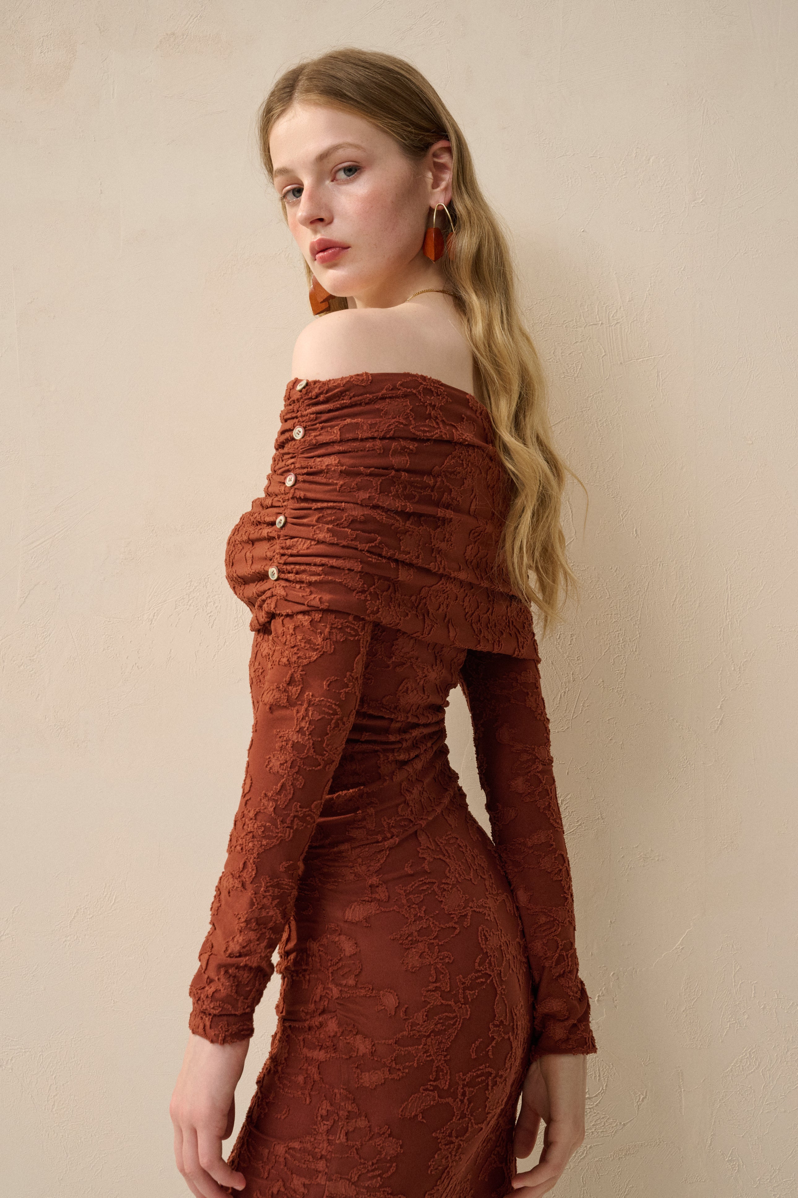 Off shoulder slim fit dress