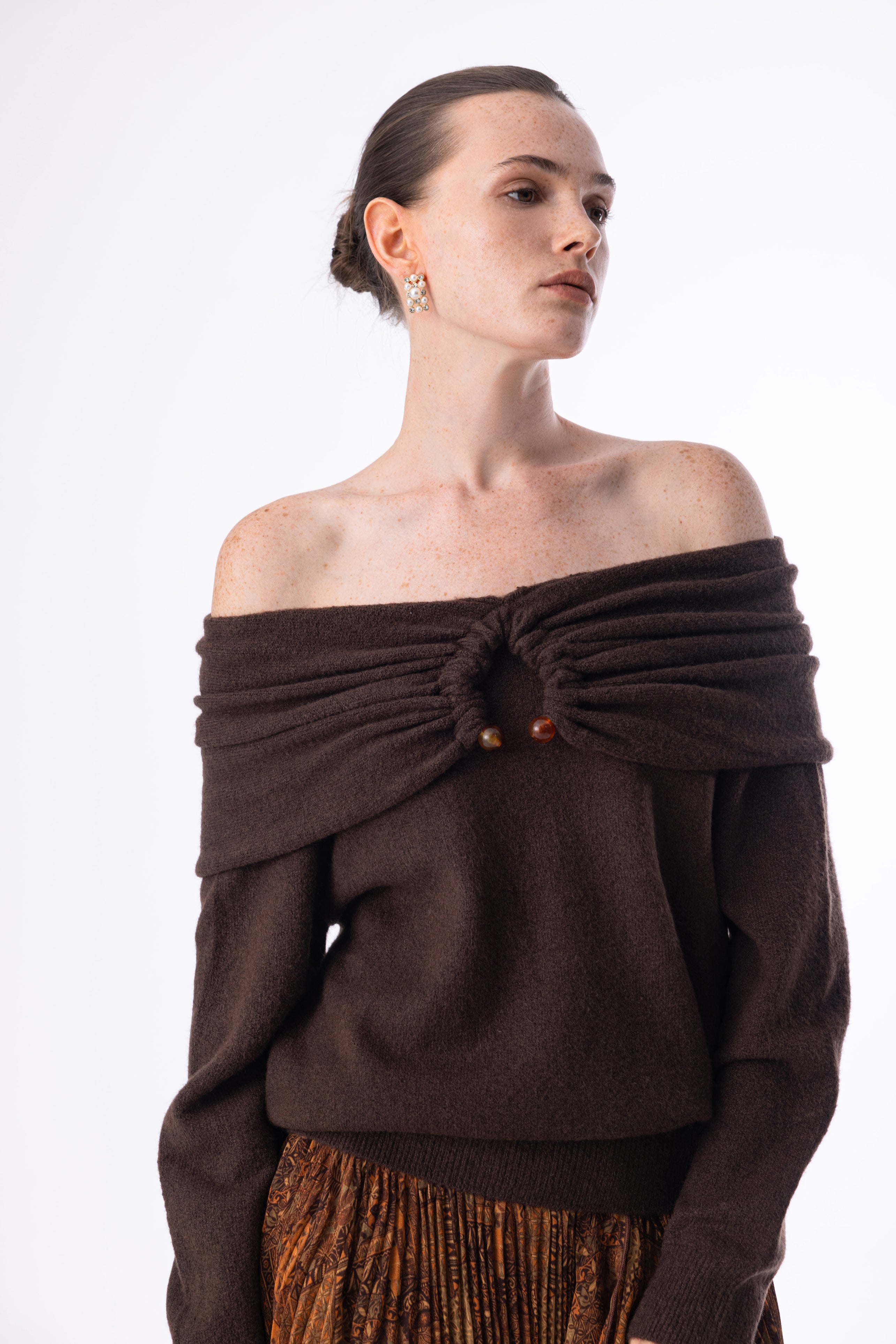 Off shoulder wool sweater