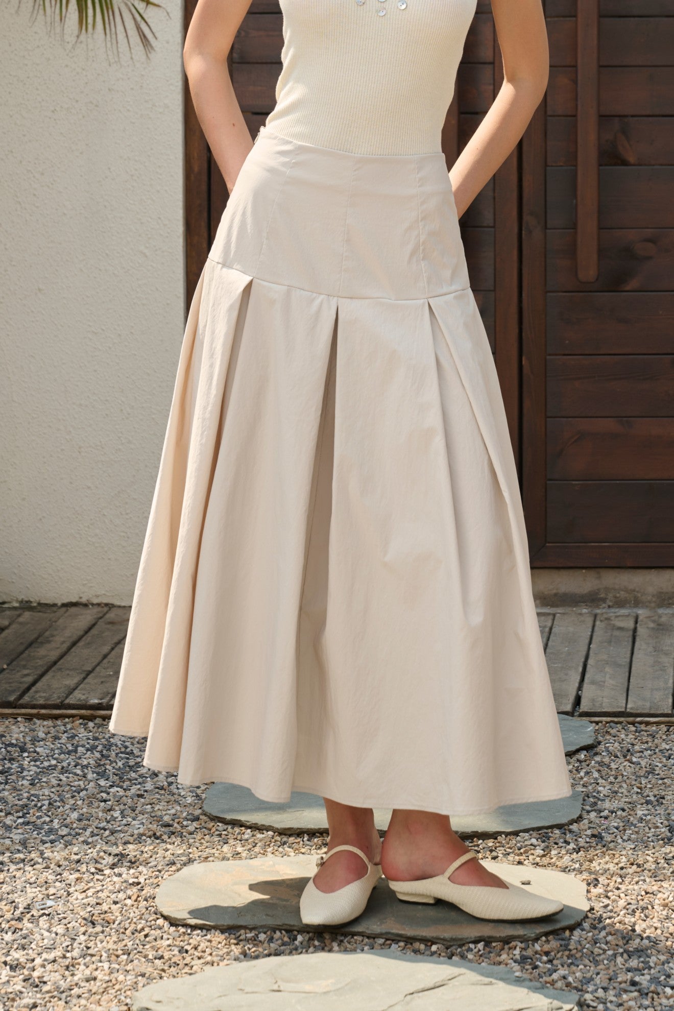 Pleated cotton maxi skirt