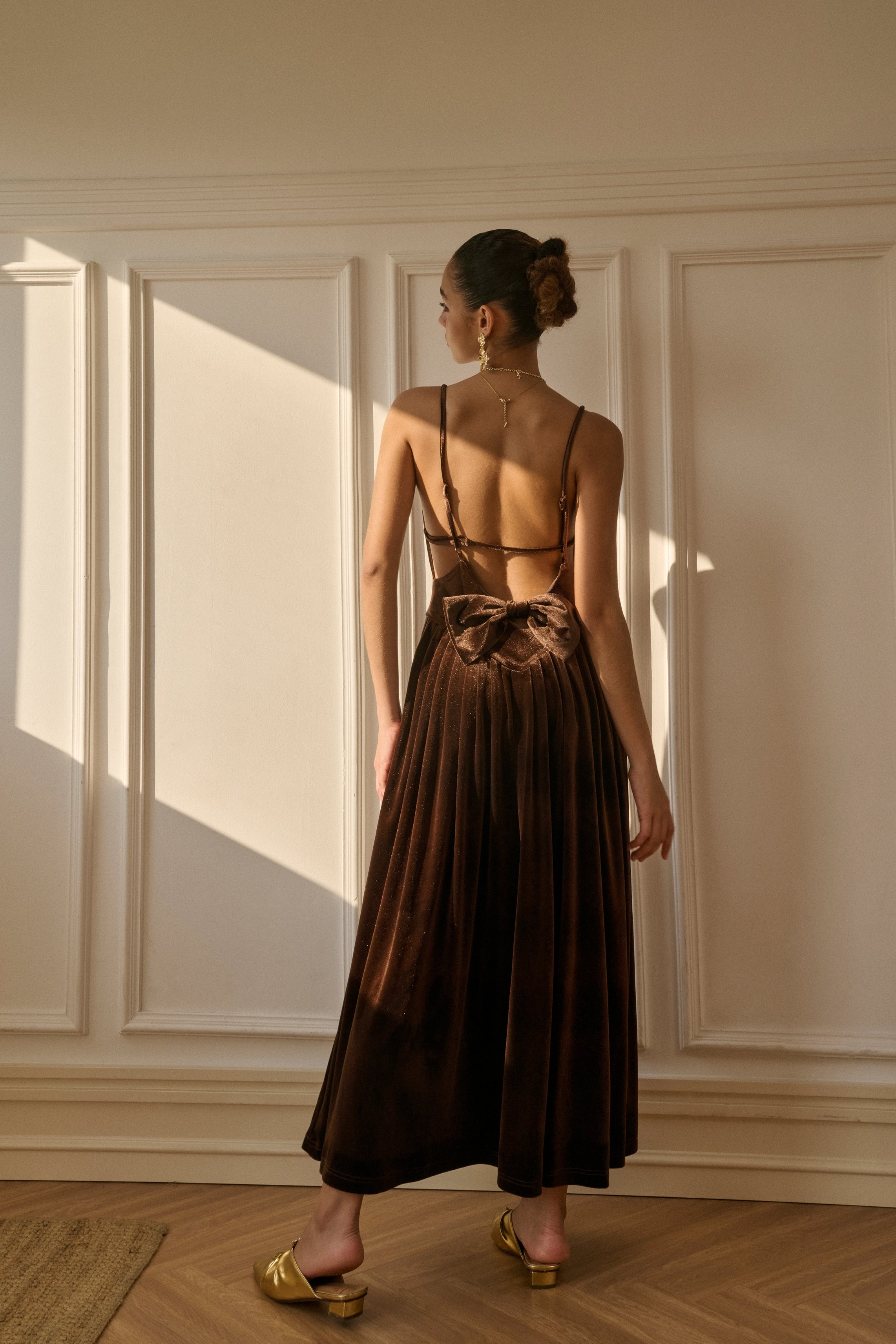 Velvet open back maxi dress Ancosti Velvet open back maxi dress Ancosti