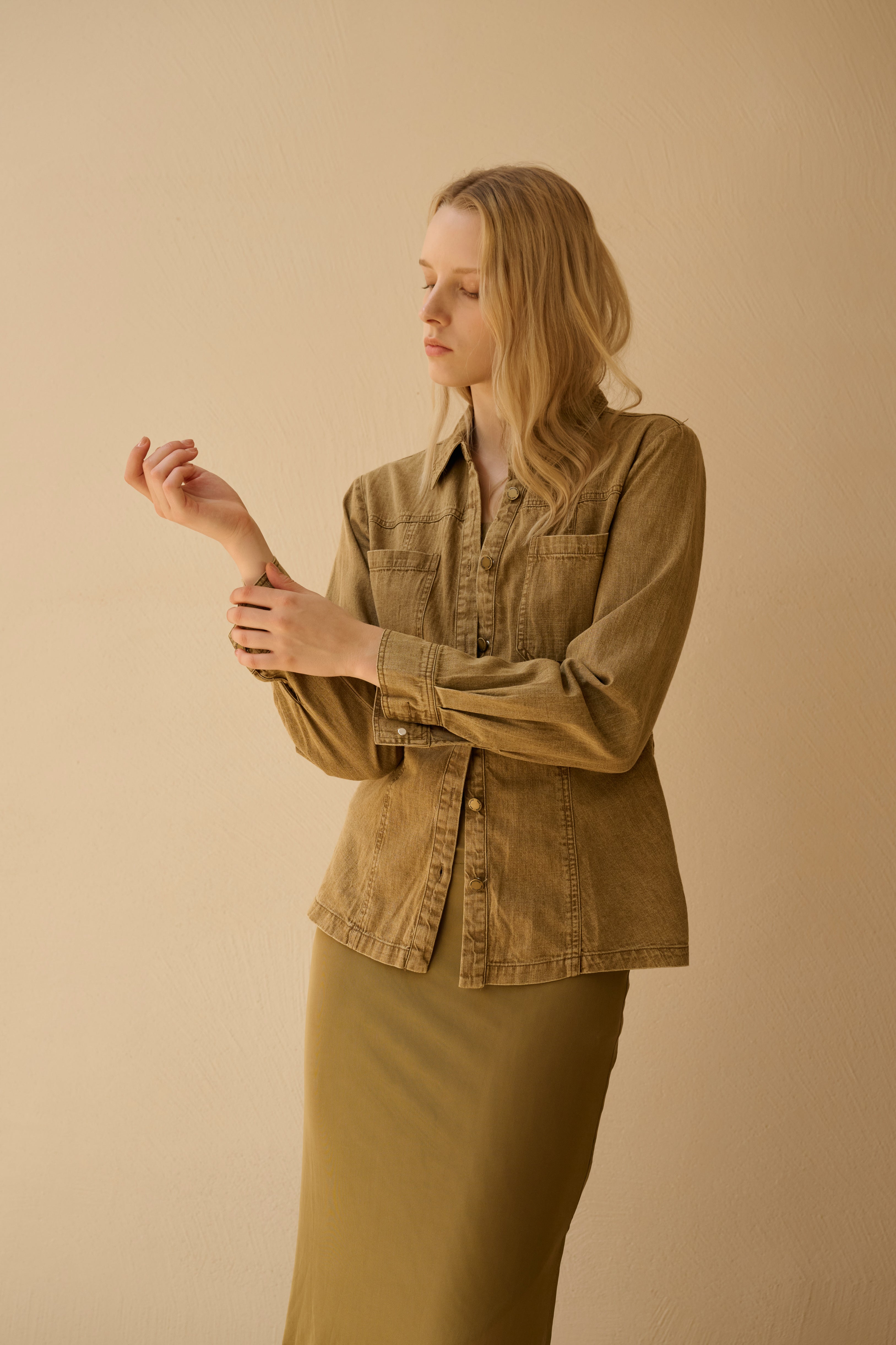 Washed denim cinched-waist shirt